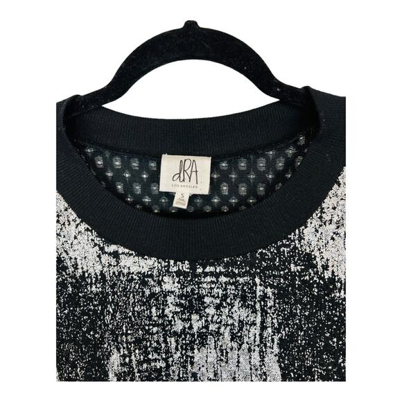 dRA Los Angeles Metallic Silver & Black Sweatshirt - Picture 4 of 9